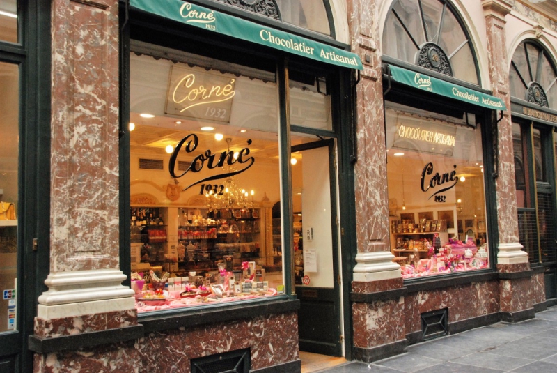 chocolaterie-LA GARDE-min_chocolate_chocolaterie_shop_luxury_chic_gallery_brussels_belgium-558146